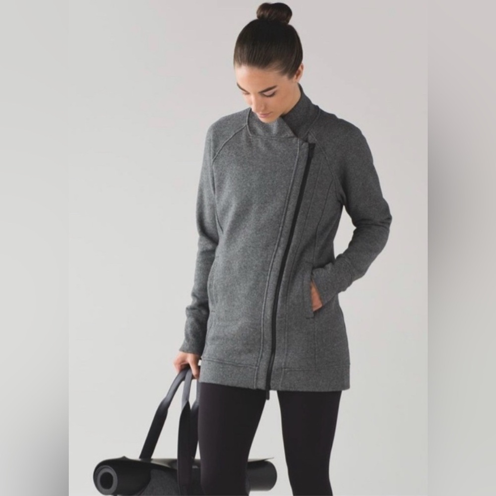 Lululemon Back To It Wrap Jacket Asymmetrical Zip Size 8